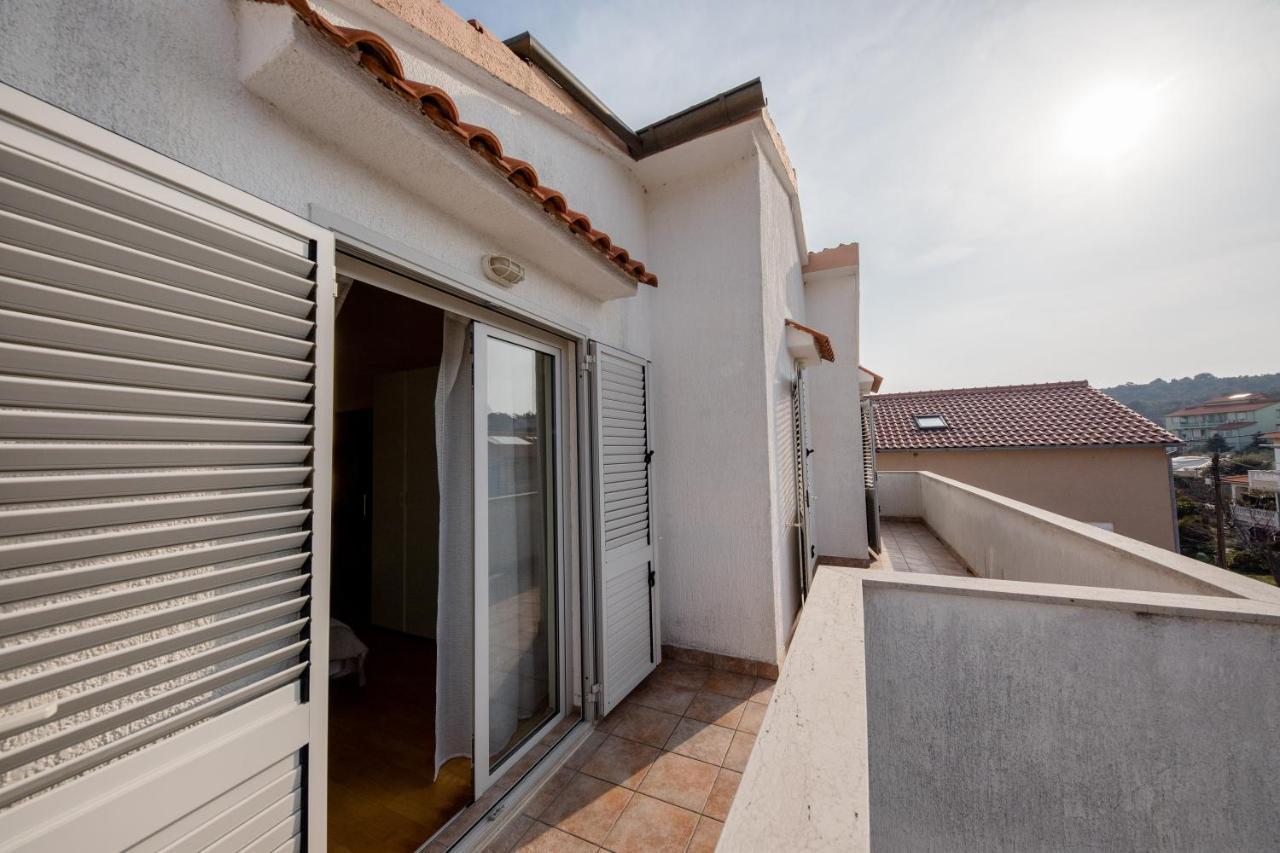 Nikolina Rab Apartments Rab Town Extérieur photo